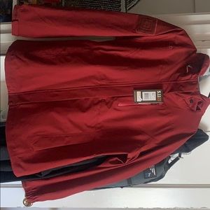 Women’s windbreaker